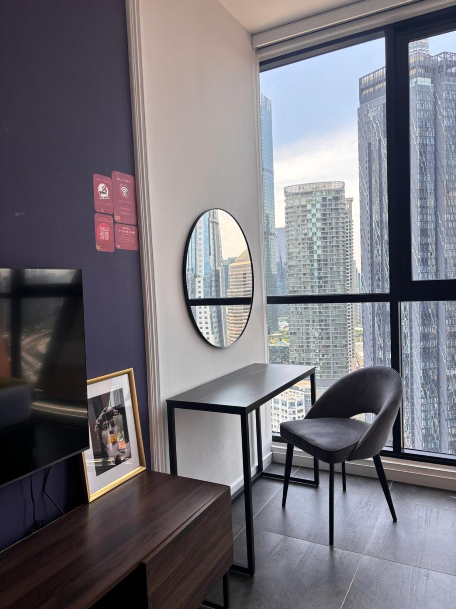 Apartemen Scarletz Comfy Klcc By Momo